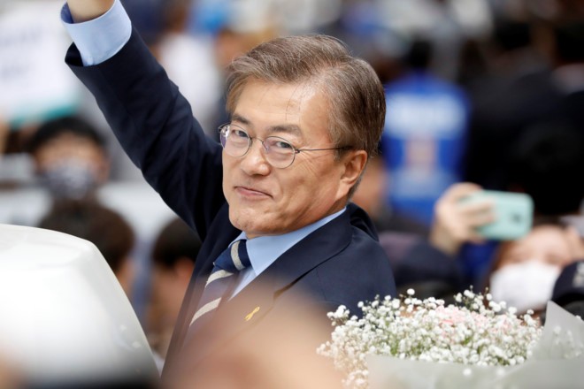 Ong Moon Jae-in: Tu luat su tro thanh Tong thong Han Quoc-Hinh-2