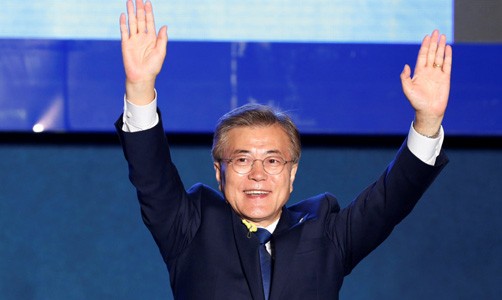 Ong Moon Jae-in: Tu luat su tro thanh Tong thong Han Quoc