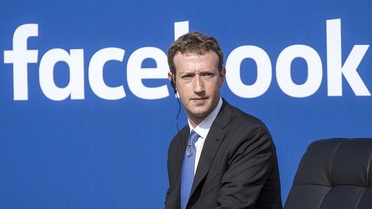 Mark Zuckerberg: “Rui ro lon nhat la chang doi mat voi rui ro nao“-Hinh-2