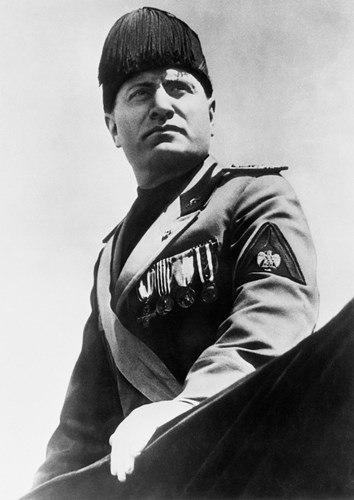 Toi ac hai hung cua nha doc tai Benito Mussolini-Hinh-10