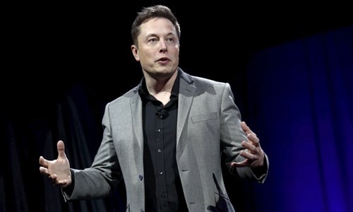 Elon Musk: ''Dua con nguoi di bat cu dau duoi 1 gio''