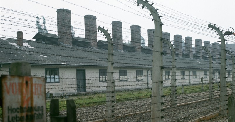 Vu dao thoat khoi trai tap trung Auschwitz chan dong lich su-Hinh-10