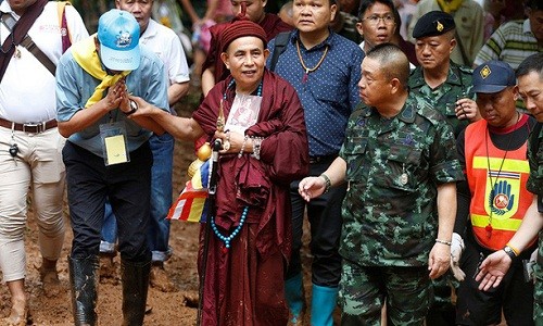 Ky bi truyen thuyet hang Tham Luang - noi doi bong Thai Lan mac ket