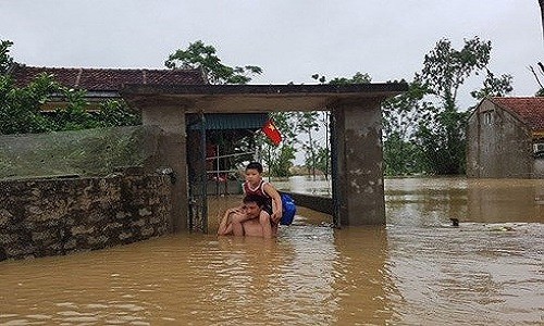 4 nguoi chet, mat tich o Thanh Hoa sau mua lu