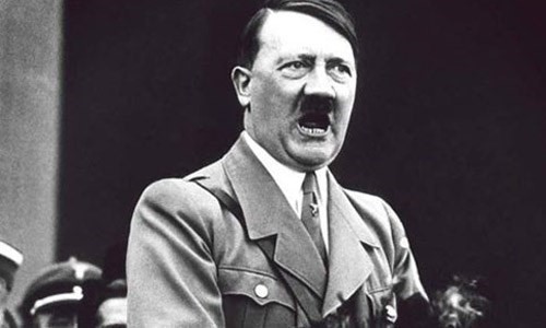 Vi sao trum phat xit Hitler ghet cay ghet dang loai ngua?