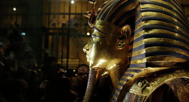 Giai ma bat ngo ve trang suc cua pharaoh Tutankhamun-Hinh-3