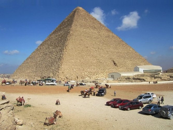 Vi sao Giza duoc 