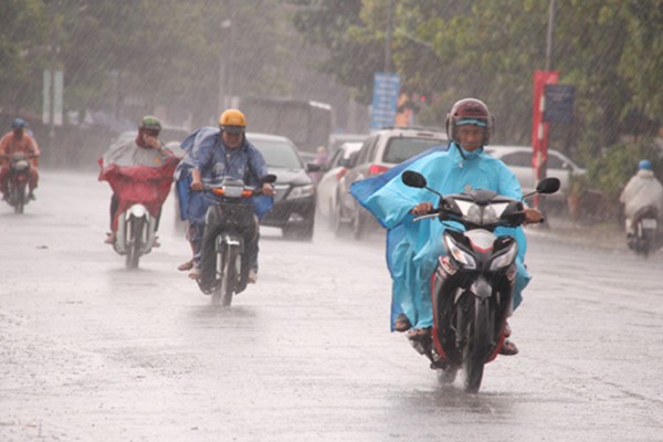 Du bao thoi tiet hom nay: Mua vua, mua to, co noi mua rat to