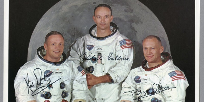 Vi sao gia dinh cua Neil Armstrong duoc boi thuong 6 trieu USD?-Hinh-9