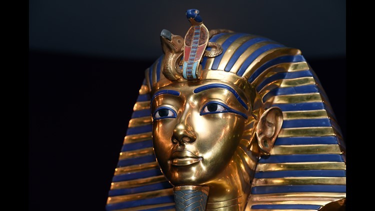 Ven man bi an can phong bi mat trong lang mo Tutankhamun-Hinh-7
