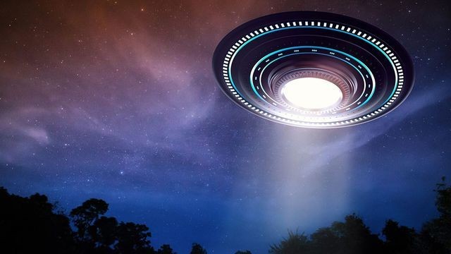 Bang chung UFO ghe tham Trai dat tu hang ngan nam truoc