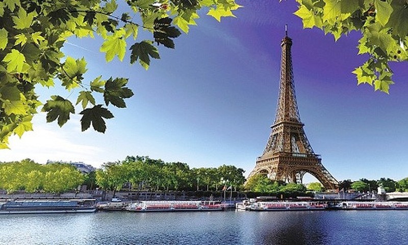 Vi sao dan Paris tung muon pha thap Eiffel ban sat vun?-Hinh-3