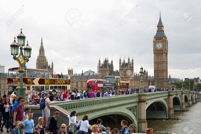 Bi mat it nguoi biet: Thap Big Ben bi nghieng giong thap Pisa-Hinh-10