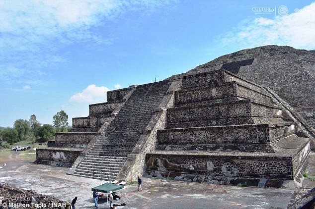 Bi an duong ham ben duoi kim tu thap noi tieng o Mexico-Hinh-3