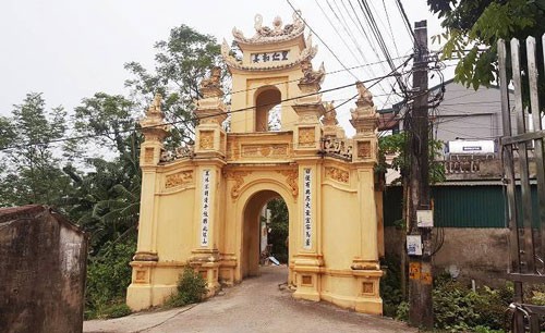 Kien truc doc dao ngoi lang co hon 500 tuoi o Ha Noi