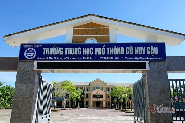 Mot thi sinh tang 22,5 diem thi tot nghiep THPT sau phuc khao o Ha Tinh