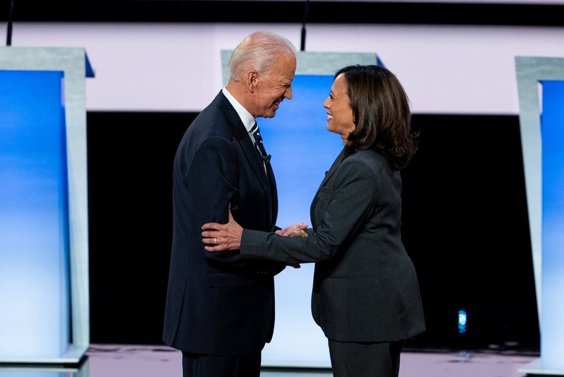 Vi sao ong Joe Biden “chon mat gui vang” ba Kamala Harris lam “pho tuong“?-Hinh-8