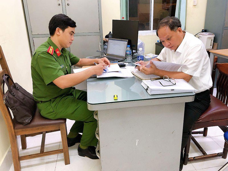 Nhung ai bi khoi to trong vu IPC va Sadeco?