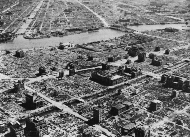 Anh thu do Tokyo hoang tan sau nhung vu nem bom 1945-Hinh-3