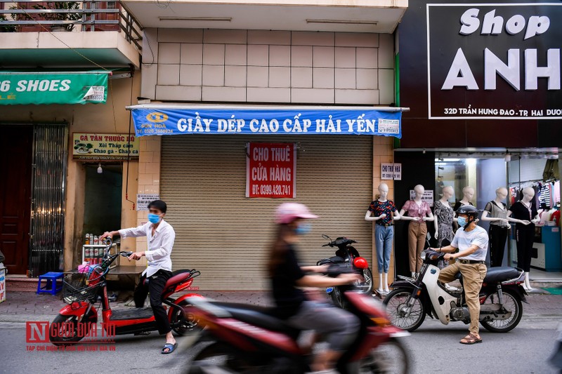 Hai Duong: Hang loat cua hang treo bien sang nhuong do COVID-19