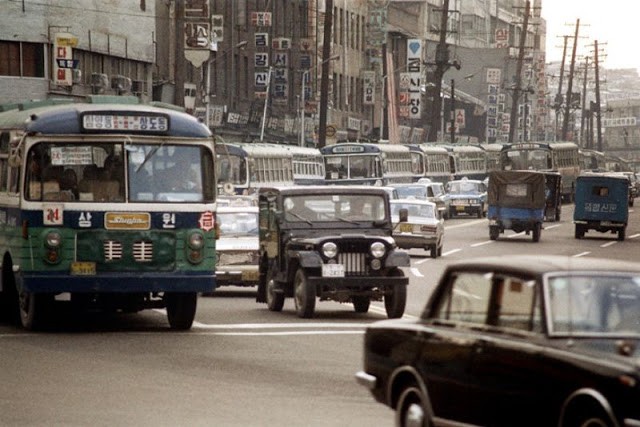 Anh cuoc song nguoi dan o thu do Seoul, Han Quoc nhung nam 1970-Hinh-8