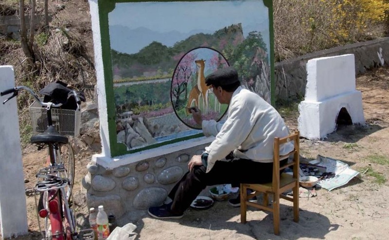 Ga tau dien ngam Binh Nhuong va cuoc song hang ngay cua Trieu Tien-Hinh-2