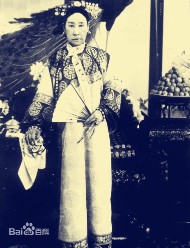 Vi sao Tu Hy Thai hau khang khang mang 