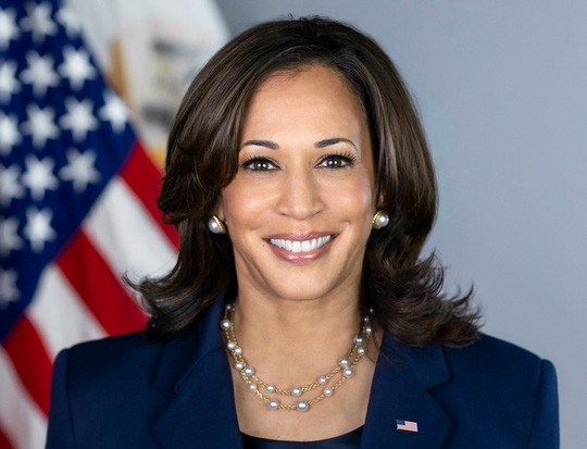 Kamala Harris - Nu Pho Tong thong cua nhung dau moc dau tien trong lich su My