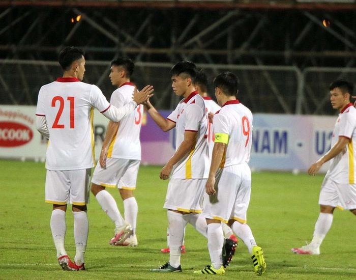 Thay Park gian bau Hien va dieu 'treo ngoe' o U23 Viet Nam-Hinh-3