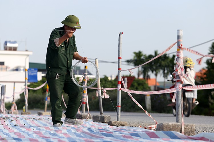 Sut lun nghiem trong tai nhieu diem de o Ha Noi-Hinh-11