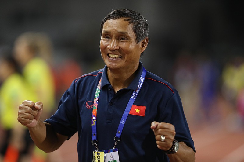 HLV Mai Duc Chung khong dan dat tuyen nu Viet Nam o World Cup