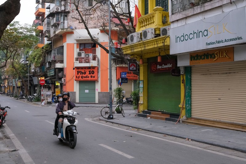 Nguoi Ha Noi dong cua hang khi so ca mac Covid-19 tang ky luc-Hinh-2