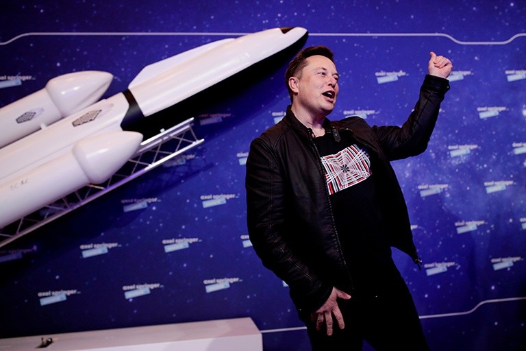 Chi tiet thiet bi Starlink duoc ty phu Elon Musk gui toi Ukraine-Hinh-2