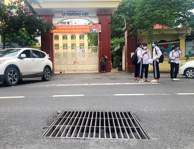 Can canh ham ngam chong ngap dau tien cua Ha Noi-Hinh-7