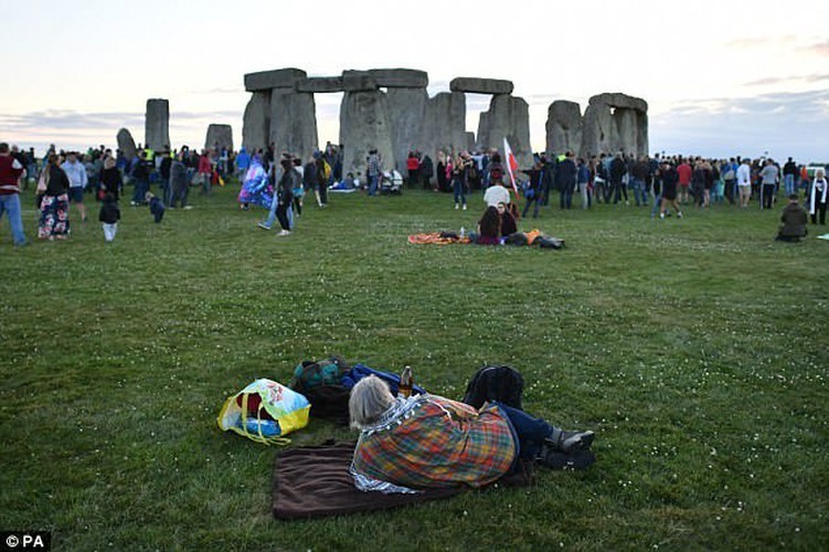 Ai bo tien mua bai da co Stonehenge va tang cho nuoc Anh?-Hinh-10