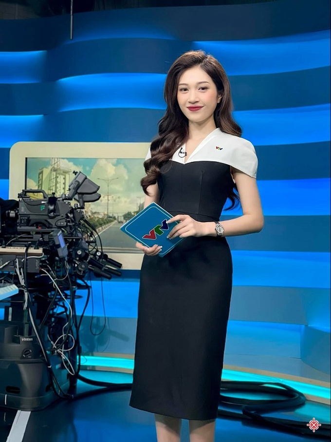 Nhan sac xinh dep cua 4 MC, BTV the thao hot nhat VTV-Hinh-3