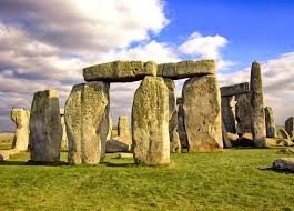 Bi an vu 5 du khach bien mat bi an o bai da co Stonehenge-Hinh-5