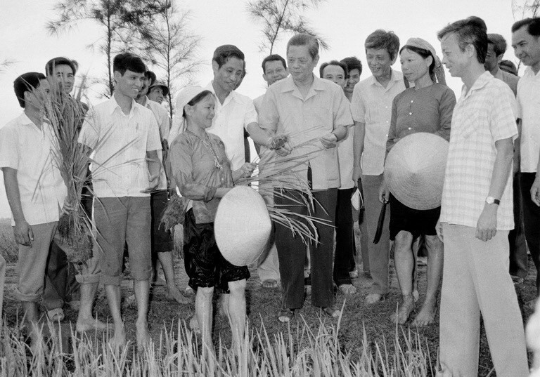 Tong Bi thu Nguyen Van Linh va ten goi 