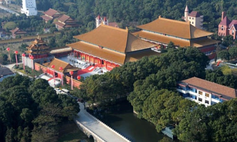 Vi sao Tam Dai dien trong Tu Cam Thanh khong mot bong cay?-Hinh-3