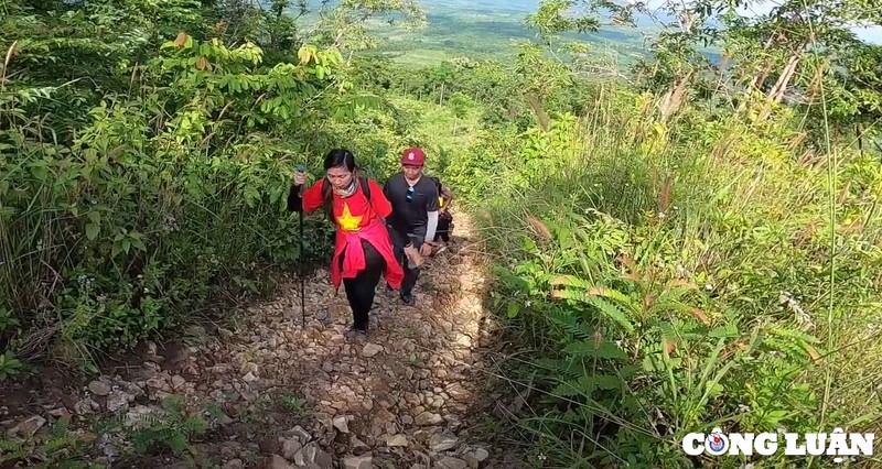 Thao nguyen Pal sol (Dak Lak), diem den hap dan voi nguoi dam me trekking-Hinh-2