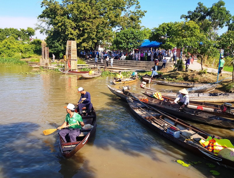 View - 	Khám phá vẻ đẹp hoang sơ bình dị bãi Sậy sông Đầm Quảng Nam