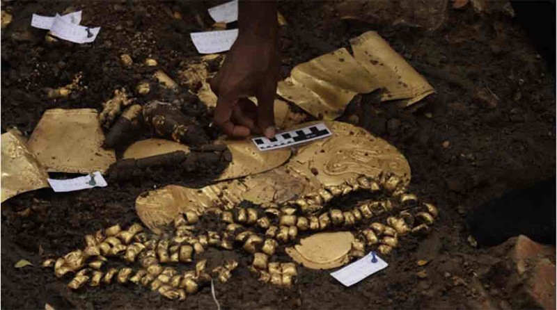 View - 	Chuyên gia sung sướng tìm thấy ngôi mộ chất đầy vàng ở Panama