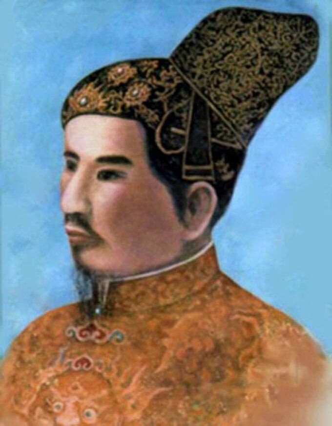 Vi sao cac vi vua nha Nguyen khong lap Hoang hau?