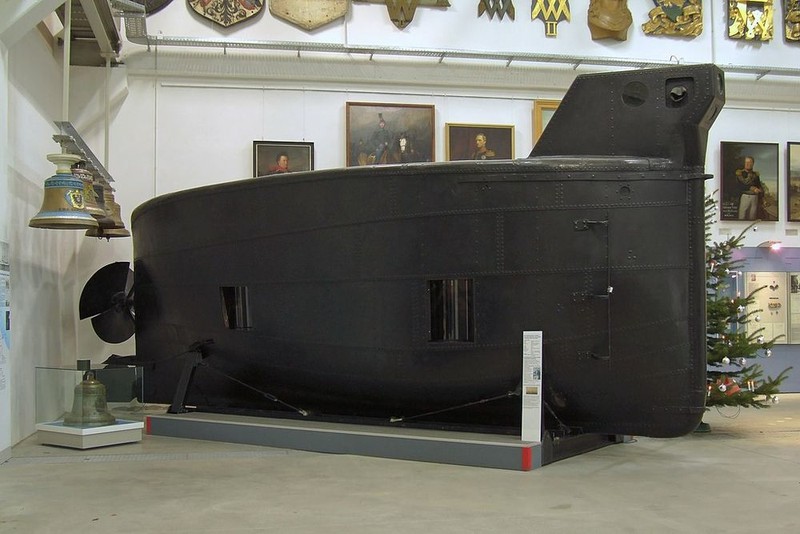 View - 	Giải mã tàu ngầm cổ nhất thế giới còn tới ngày nay