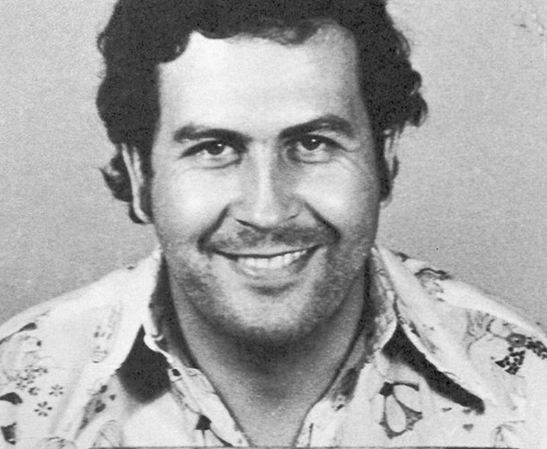 Su that kinh hoang ve “ong hoang cocaine” Pablo Escobar