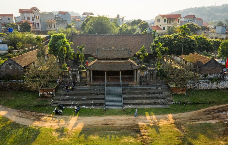 Ngoi dinh dep nhat xu Doai: Huyen tich vo chong sinh Tam thanh-Hinh-2