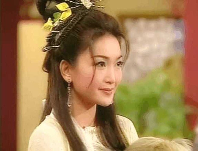 Phuc dung chan dung 'ho ly tinh' Dat Ky, giat minh dung mao-Hinh-7