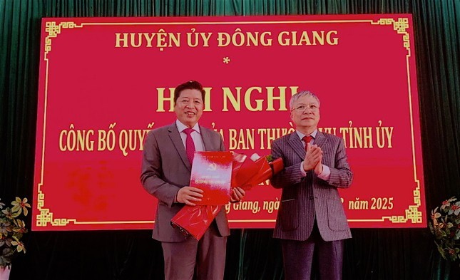 Quang Nam dieu dong, bo nhiem nhieu can bo chu chot-Hinh-3