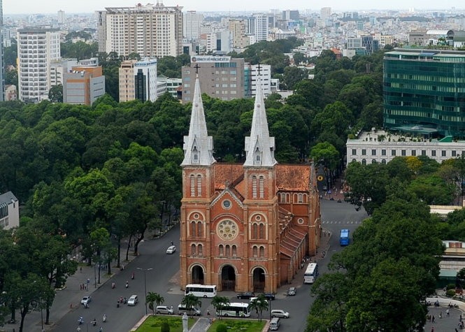 Bi mat 'dong troi' nam duoi nha tho Duc Ba Sai Gon