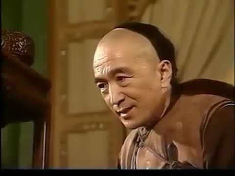 Ngoài đời thực Lưu Dung có thực sự bị gù? - Hình 3 Ngoai doi thuc Luu Dung co thuc su bi gu?-Hinh-3
